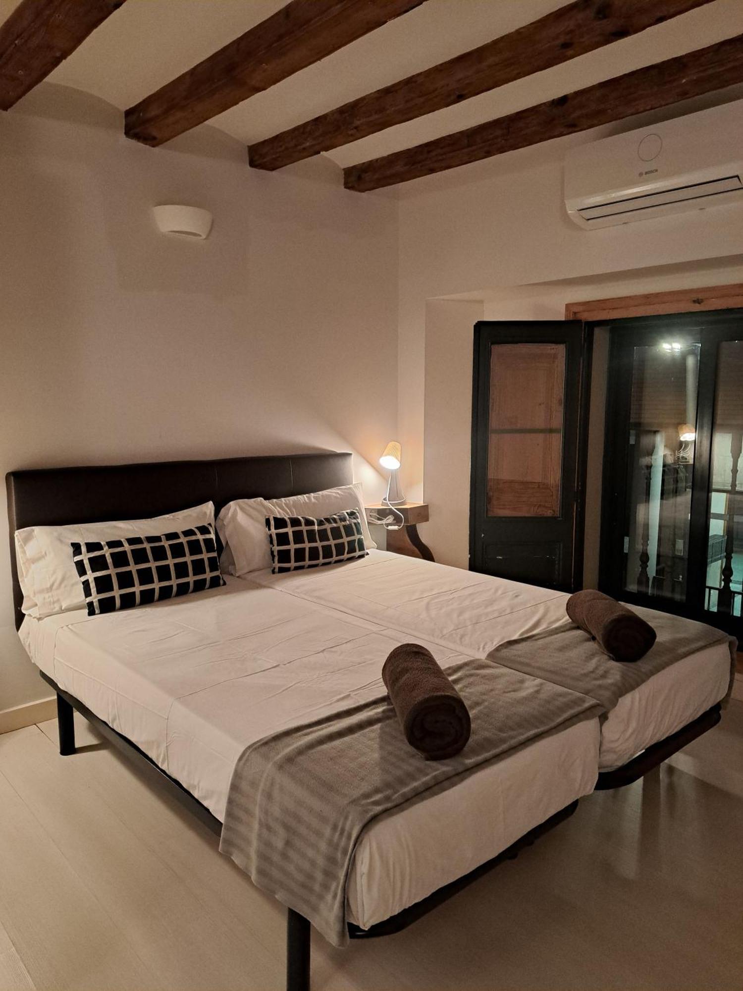 Poble Sec Apartments Barcelona Exterior photo